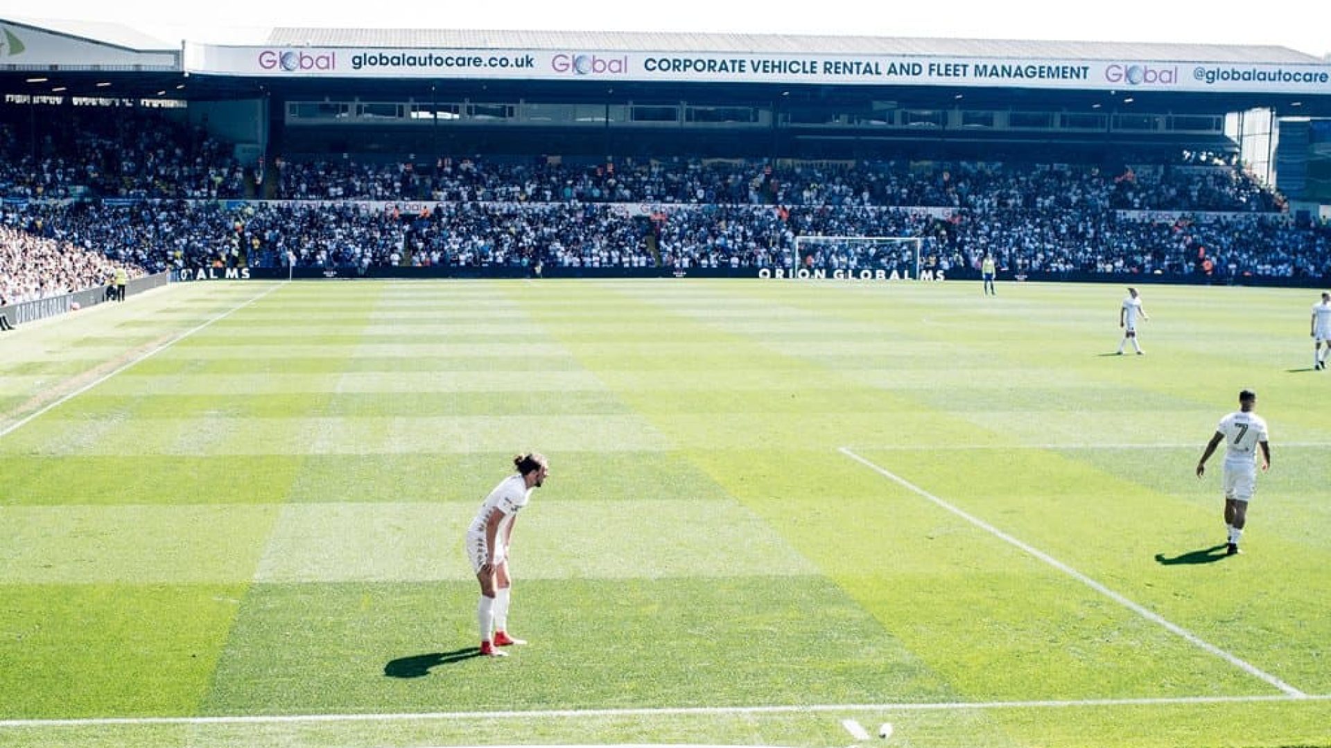 Luke-Ayling-Leeds-United-Lee-Brown-The-Square-Ball.jpg