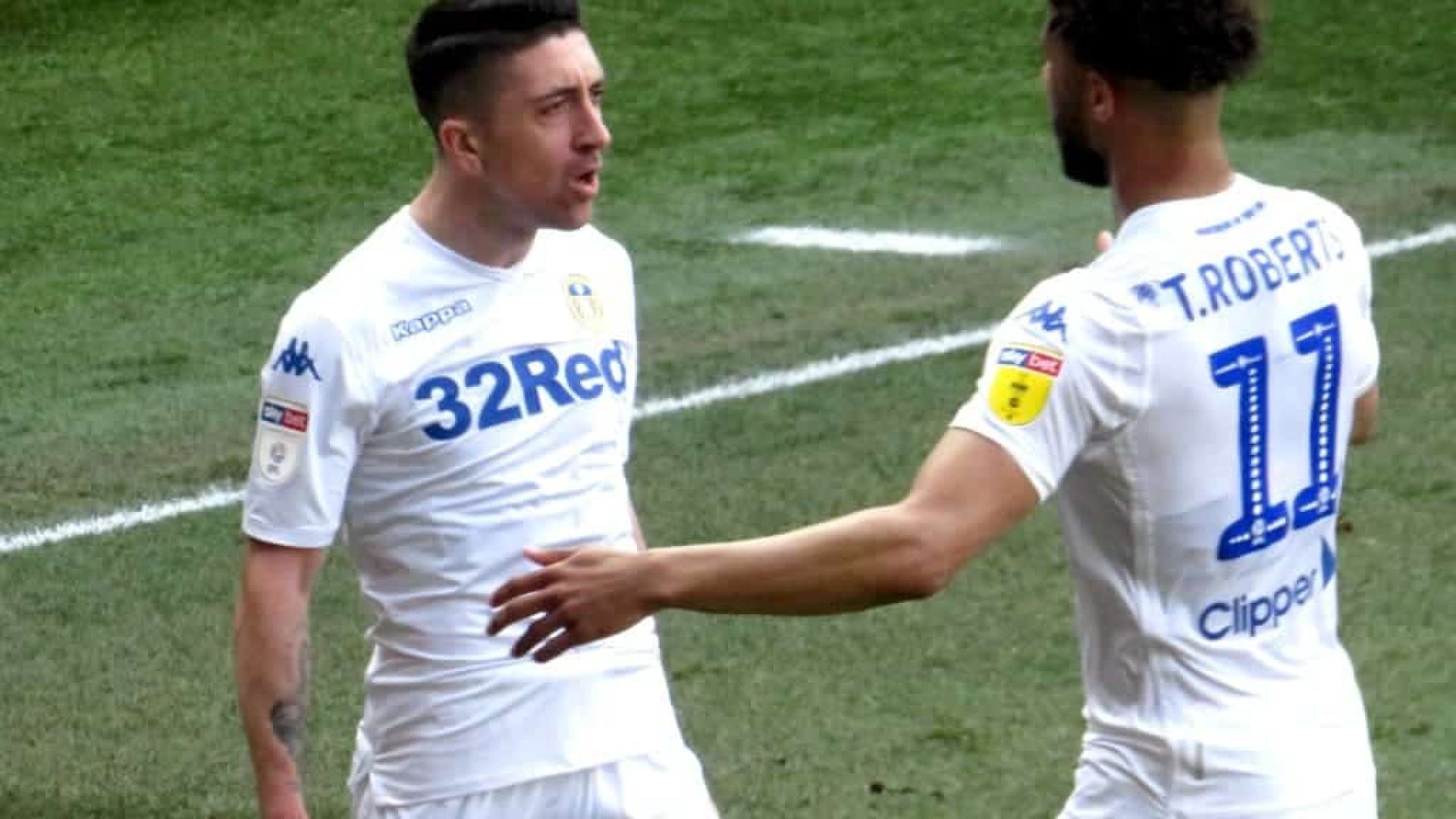 Pablo-Hernandez-Tyler-Roberts-Leeds-United-Paul-Kent-The-Square-Ball.jpg