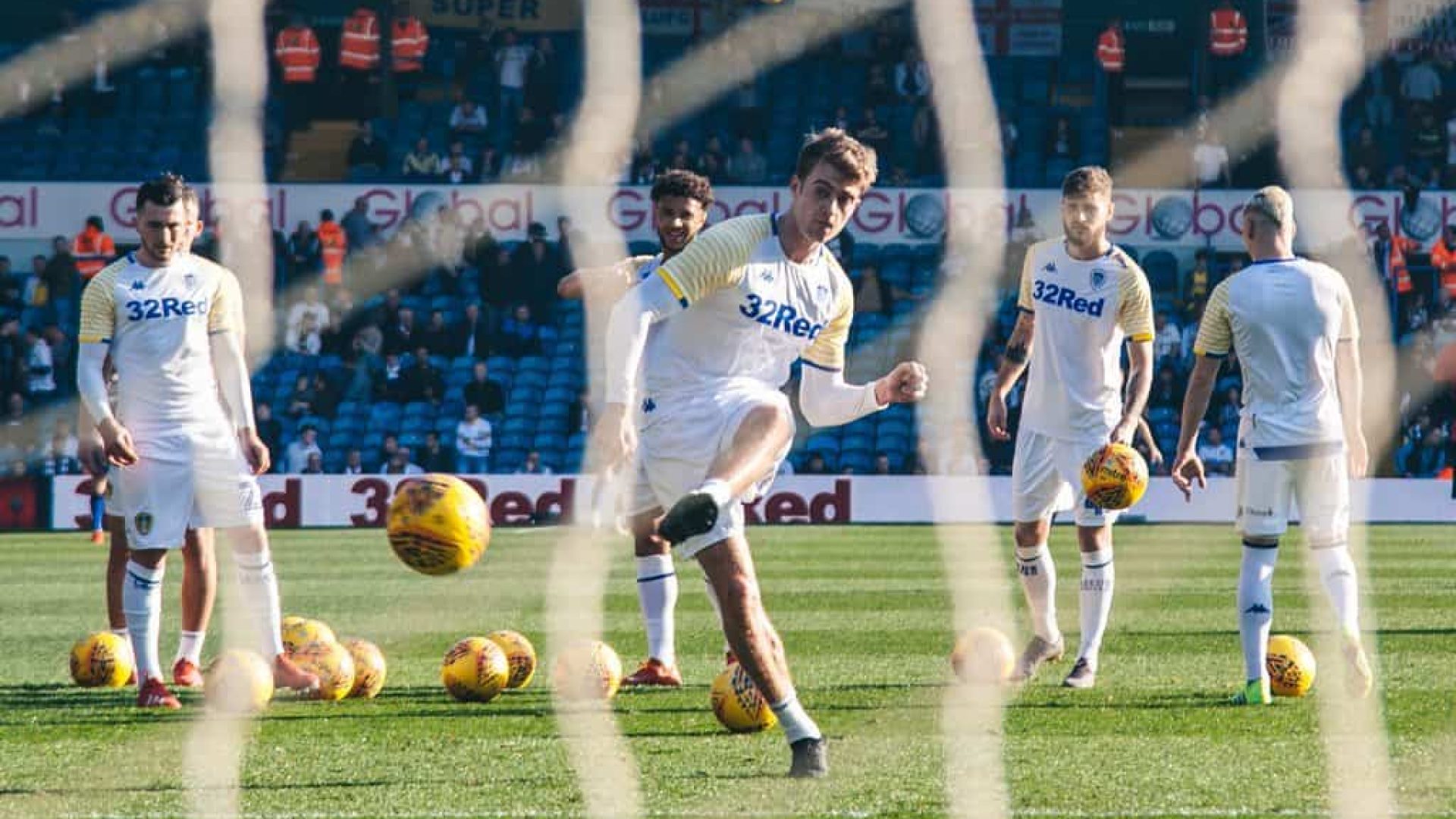 Patrick-Bamford-Leeds-United-Lee-Brown-The-Square-Ball.jpg